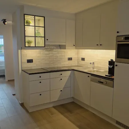 Apartment Edwards House 0102 With Location Nieuwpoort