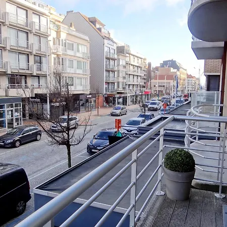 In Near The Nieuwpoort