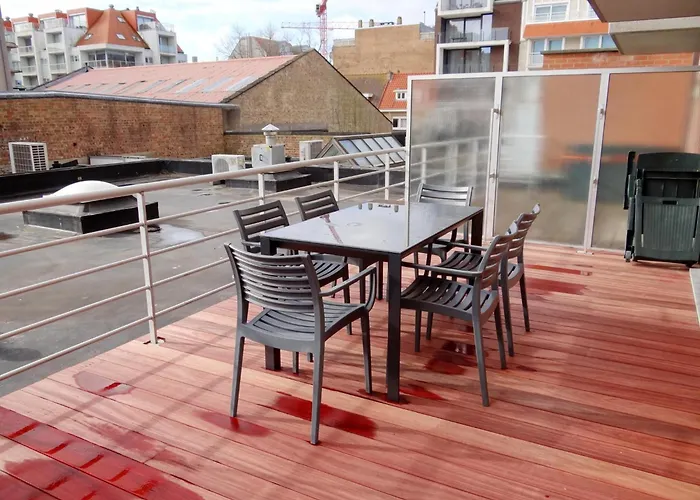 Apartment In Near The *